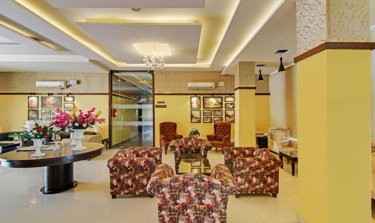 Redwood Resort Панчкула Екстериор снимка